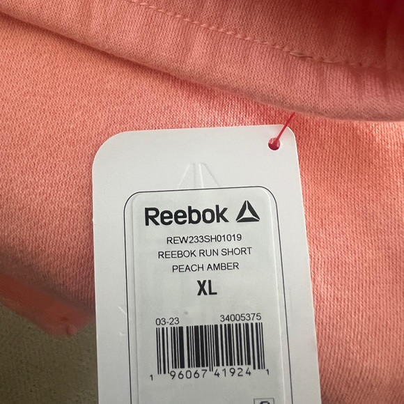 NWT REEBOK PEACH AMBER Relaxed Run Terry Shorts Women’s Size XL - Picture 9 of 9